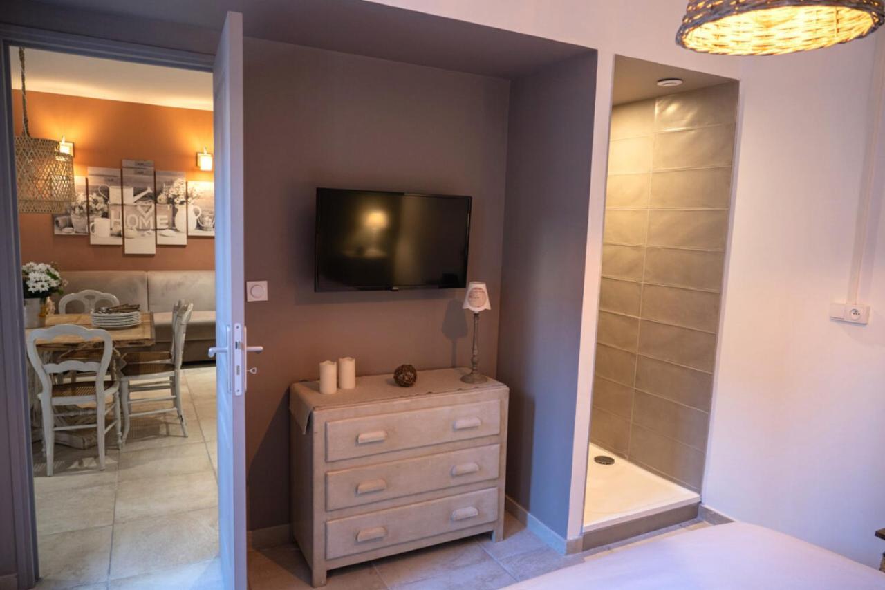 Centre Historique- Free Parking-Wifi-Campagne Chic- Sleepntripbeziers Apartment Exterior photo